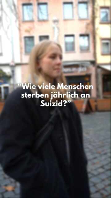 10.000.
So viele Menschen sterben in Deutschland jedes Jahr durch Suizid. Das ist mehr als durch viele Krankheiten, über die wir täglich sprechen.
Und trotzdem bleibt dieses Thema oft still.
Zum World Suicide Prevention Day am 10.09. wollen wir diese Stille brechen.
Denn hinter jeder Zahl steckt ein Mensch.💛
Und jede Geschichte verdient es, gehört zu werden. 🎗️
Unterstützung finden Betroffene, Angehörige und Mitmenschen hier:
👉https://www.suizidpraevention.de/hilfe
- - - - - -
- - - - - -
Quellen:
Suizide. (n.d.). Statistisches Bundesamt. https://www.destatis.de/DE/Themen/Gesellschaft-Umwelt/Gesundheit/Todesursachen/Tabellen/suizide.html)
- - - - - -
- - - - - -
#WorldSuicidePreventionDay #Suizidprävention #DeineGeschichteIstNochNichtZuEnde #MentalHealthMatters #WSPD